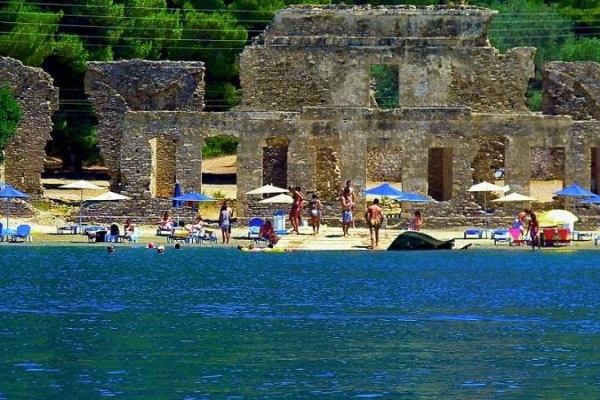 00-poros-atttractions39C8F9A1-835E-F2EA-5E07-D322F5DCB49E.jpg