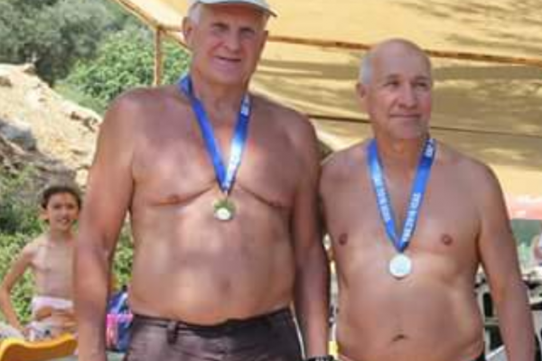 13-happy-winners05F0FFC2-D35B-A607-5C44-B97F2A0CA14C.png